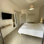 Mira Taormina Rooms