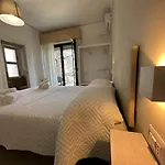 Mira Taormina Rooms