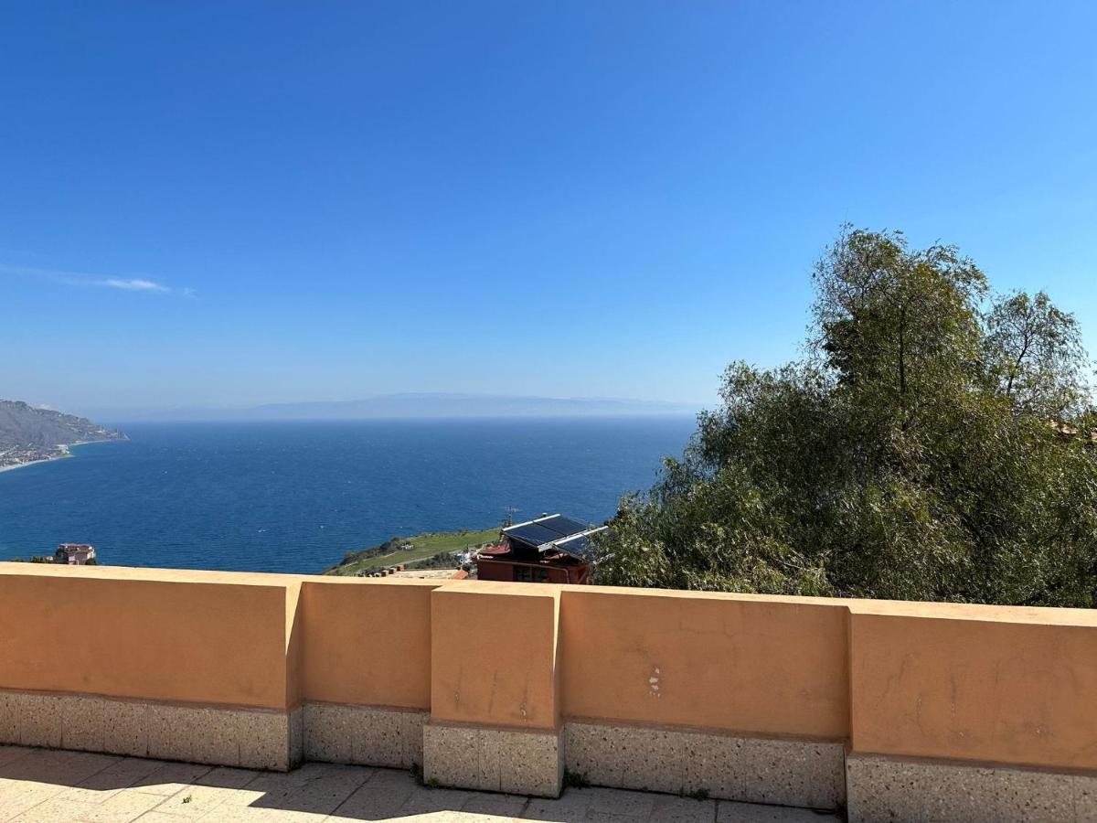 Mira Gasthuis Taormina